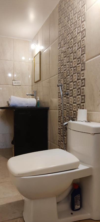 J-House, Spacious Apartments With Balconies, Thalassa 1Min Away Siolim Extérieur photo