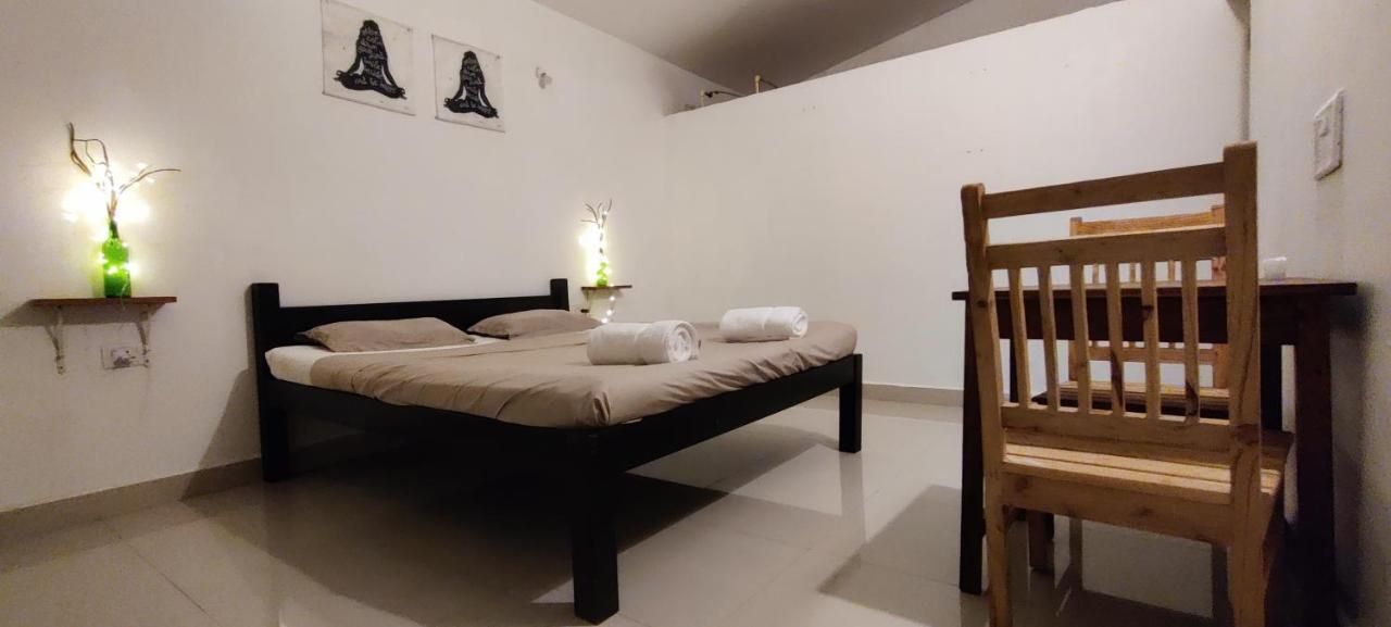 J-House, Spacious Apartments With Balconies, Thalassa 1Min Away Siolim Extérieur photo