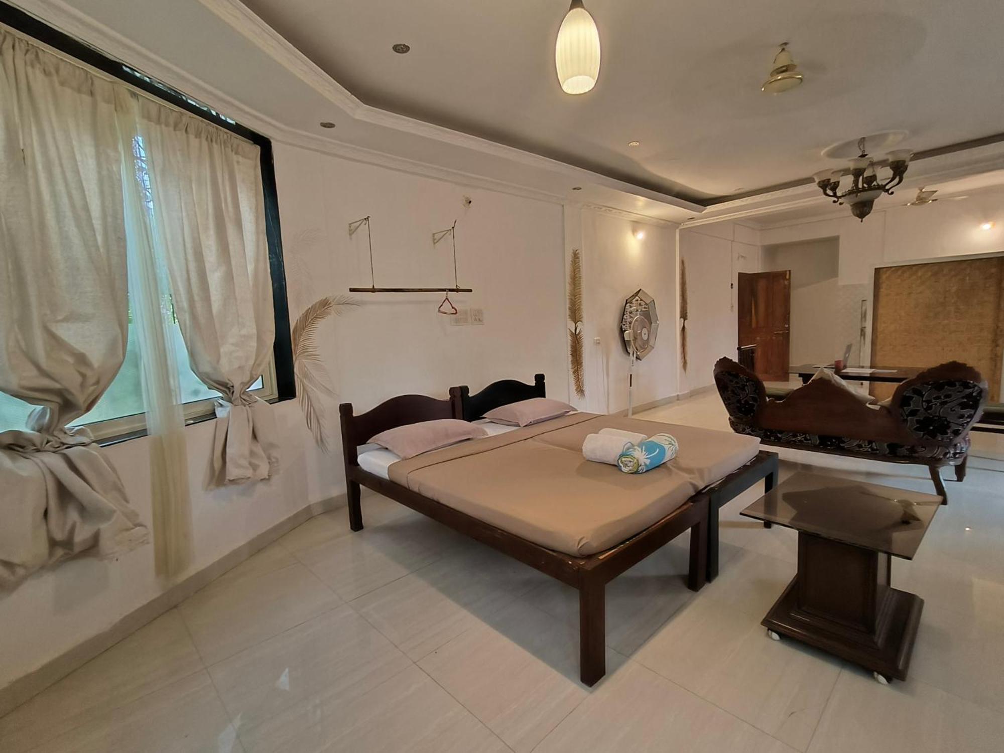 J-House, Spacious Apartments With Balconies, Thalassa 1Min Away Siolim Chambre photo