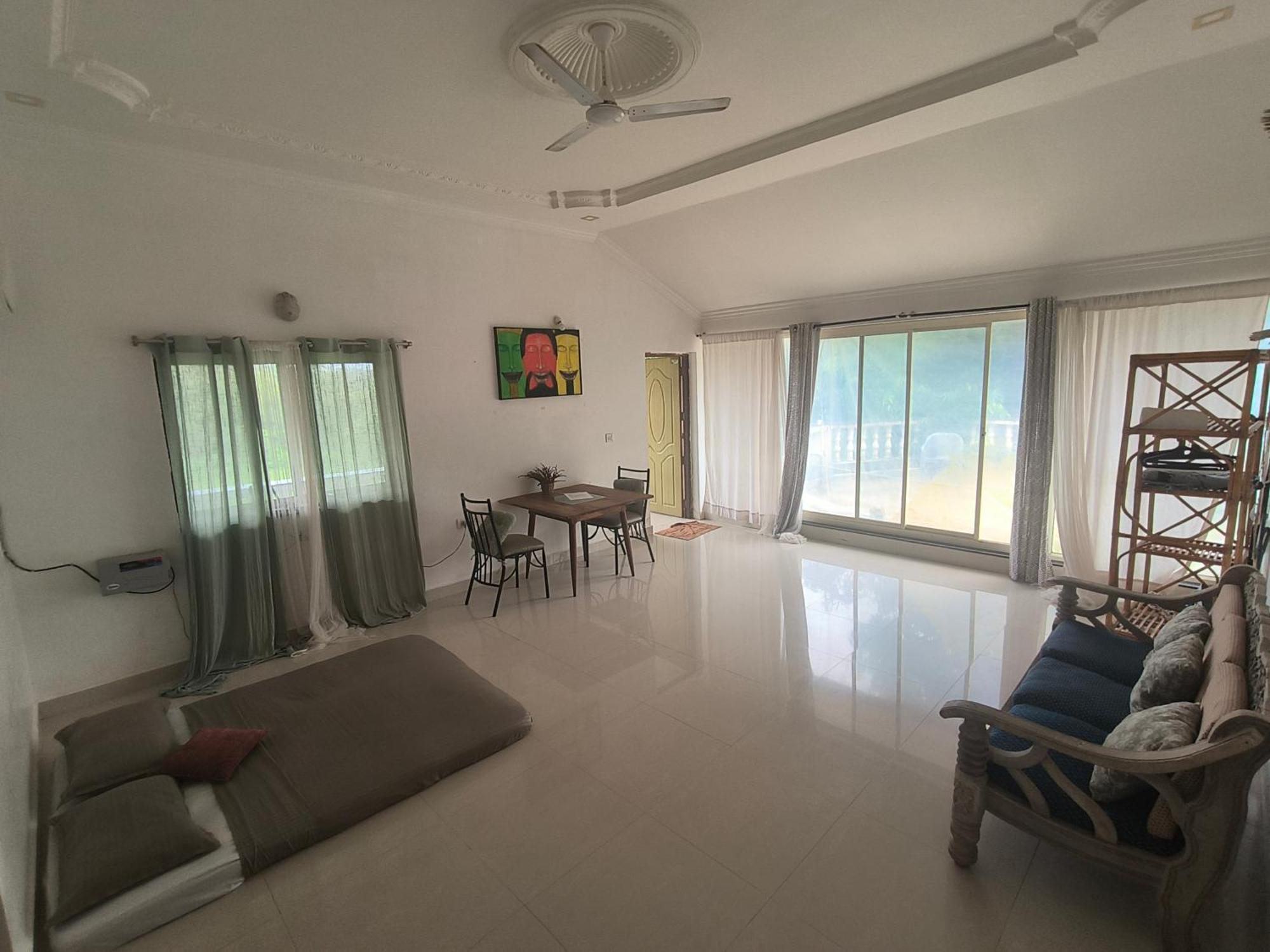 J-House, Spacious Apartments With Balconies, Thalassa 1Min Away Siolim Chambre photo